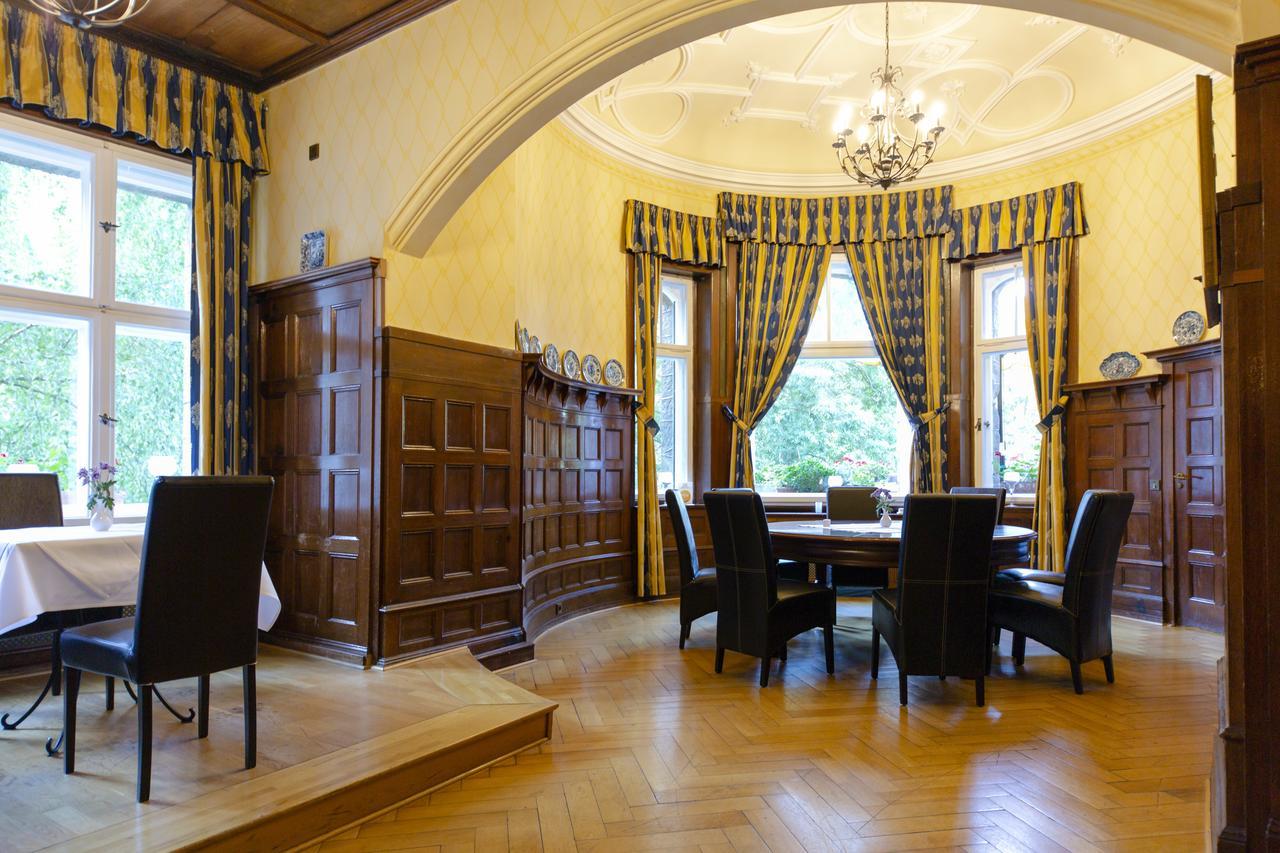 Schlosshotel Villa Westerberge Aschersleben Exteriör bild